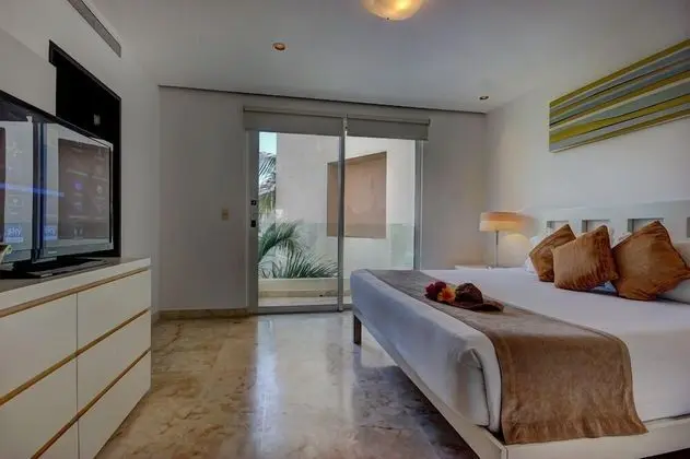 Apart Daire, Birden Çok Yatak (EL123 Elements Condos 2 Bedroom)