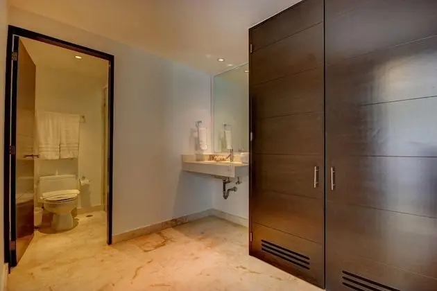 Apart Daire, Birden Çok Yatak (EL123 Elements Condos 2 Bedroom)