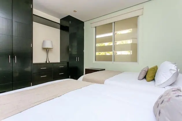 Apart Daire, Birden Çok Yatak, Havuz Manzaralı (EG818 Elements Condos 2 Bedroom)