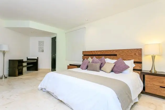 Apart Daire, Birden Çok Yatak, Havuz Manzaralı (EG818 Elements Condos 2 Bedroom)