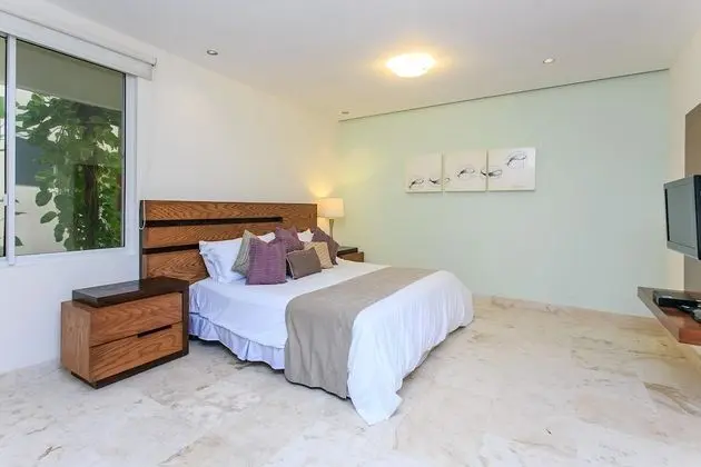 Apart Daire, Birden Çok Yatak, Havuz Manzaralı (EG818 Elements Condos 2 Bedroom)