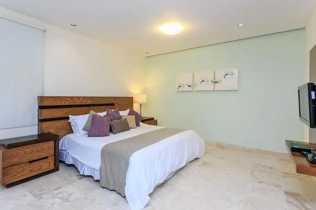 Apart Daire, Birden Çok Yatak, Havuz Manzaralı (EG818 Elements Condos 2 Bedroom)