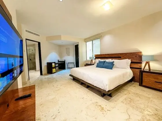 Apart Daire, Birden Çok Yatak, Havuz Manzaralı (EG818 Elements Condos 2 Bedroom)