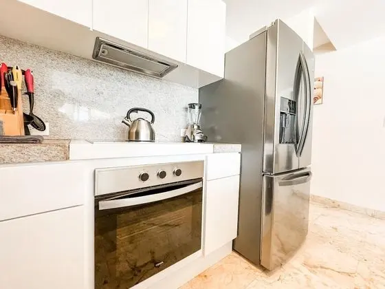 Apart Daire, Birden Çok Yatak, Havuz Manzaralı (EG818 Elements Condos 2 Bedroom)