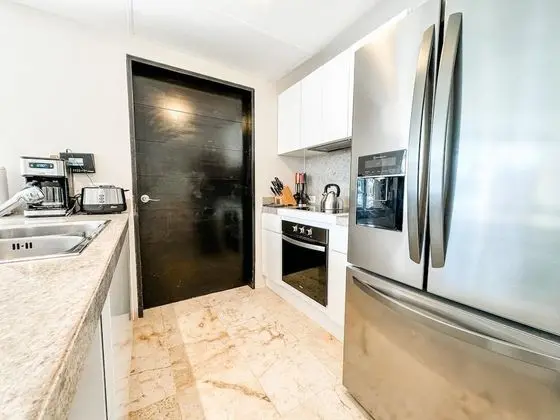Apart Daire, Birden Çok Yatak, Havuz Manzaralı (EG818 Elements Condos 2 Bedroom)