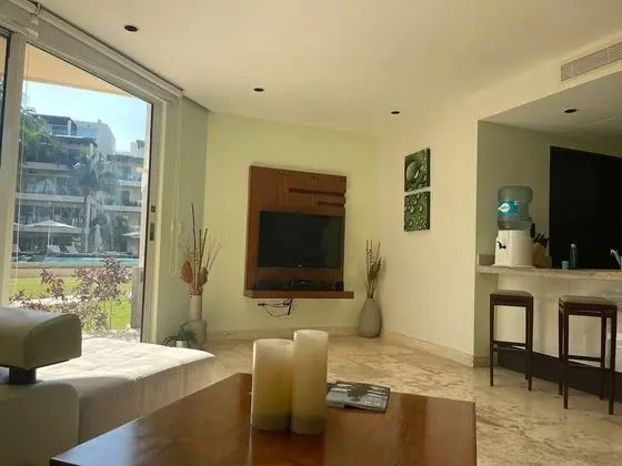 Apart Daire, Birden Çok Yatak, Havuz Manzaralı (EG818 Elements Condos 2 Bedroom)