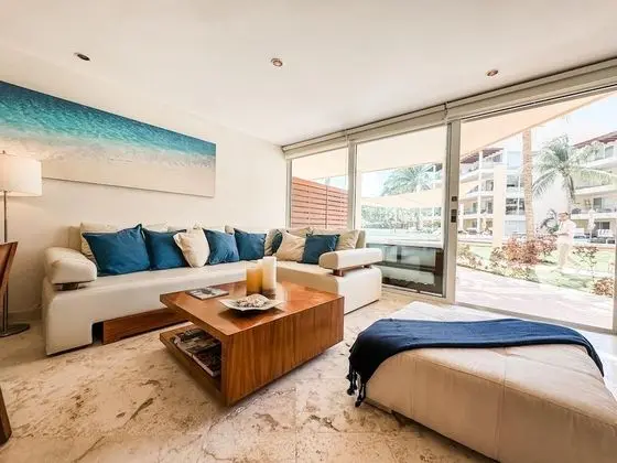 Apart Daire, Birden Çok Yatak, Havuz Manzaralı (EG818 Elements Condos 2 Bedroom)