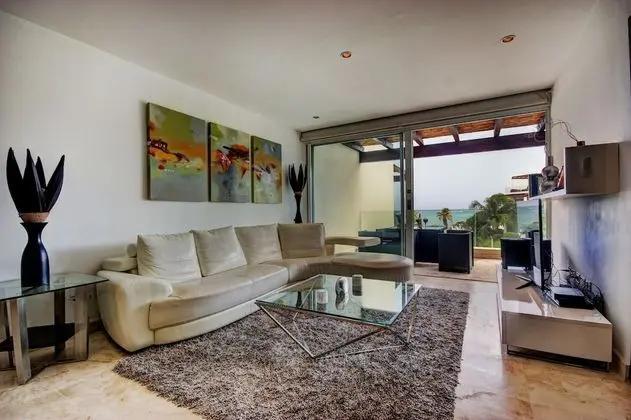 Apart Daire, Birden Çok Yatak, Havuz Manzaralı (EG818 Elements Condos 2 Bedroom)