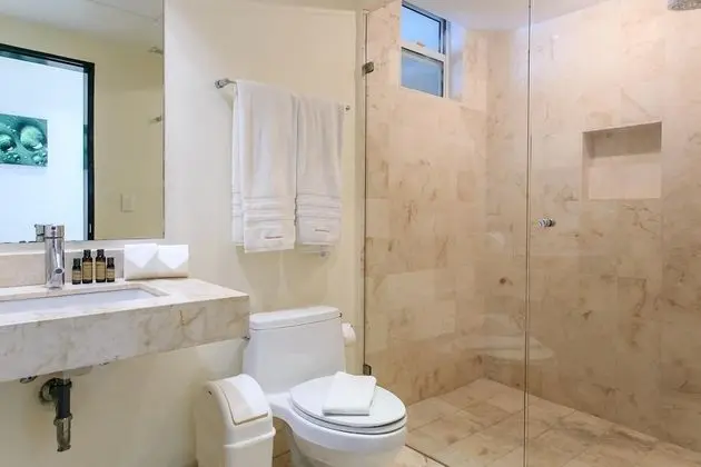 Apart Daire, Birden Çok Yatak, Havuz Manzaralı (EG818 Elements Condos 2 Bedroom)