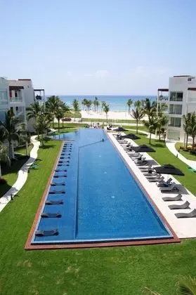 Apart Daire, Birden Çok Yatak, Havuz Manzaralı (EG818 Elements Condos 2 Bedroom)