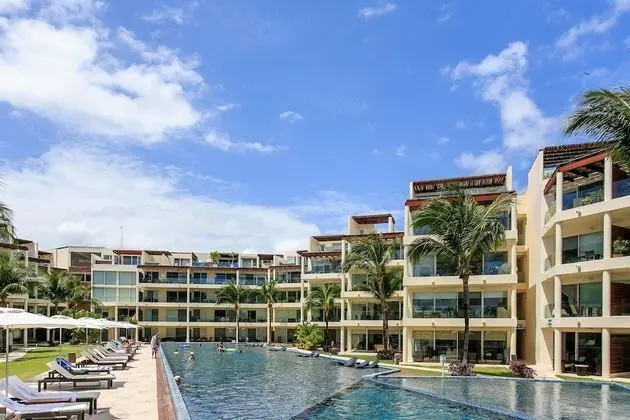 Apart Daire, Birden Çok Yatak, Havuz Manzaralı (EG818 Elements Condos 2 Bedroom)