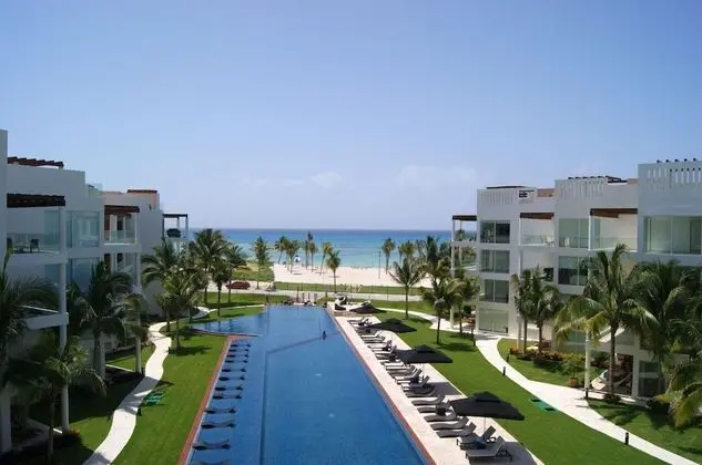 Apart Daire, Birden Çok Yatak, Havuz Manzaralı (EG818 Elements Condos 2 Bedroom)