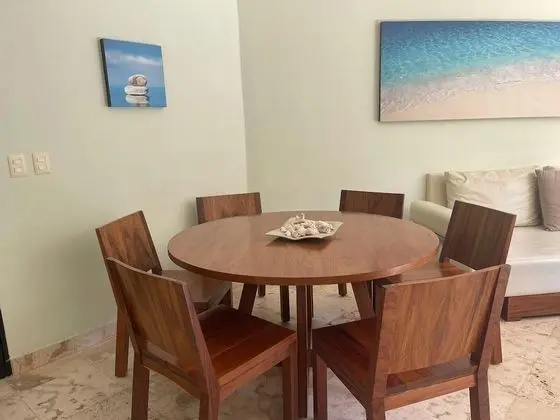 Apart Daire, Birden Çok Yatak, Havuz Manzaralı (EG818 Elements Condos 2 Bedroom)