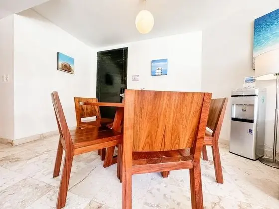 Apart Daire, Birden Çok Yatak, Havuz Manzaralı (EG818 Elements Condos 2 Bedroom)