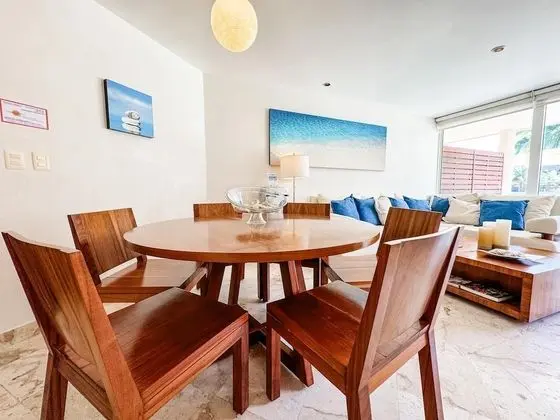 Apart Daire, Birden Çok Yatak, Havuz Manzaralı (EG818 Elements Condos 2 Bedroom)