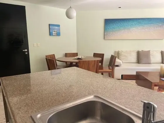 Apart Daire, Birden Çok Yatak, Havuz Manzaralı (EG818 Elements Condos 2 Bedroom)