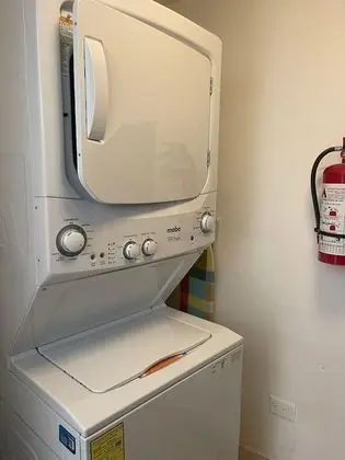 Apart Daire, Birden Çok Yatak, Havuz Manzaralı (EG818 Elements Condos 2 Bedroom)
