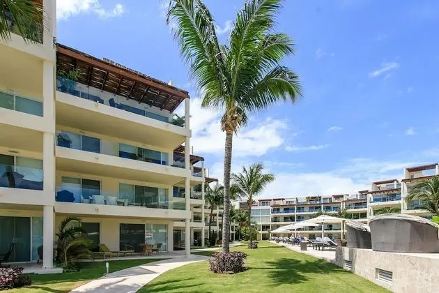 Apart Daire, Birden Çok Yatak, Havuz Manzaralı (EG818 Elements Condos 2 Bedroom)