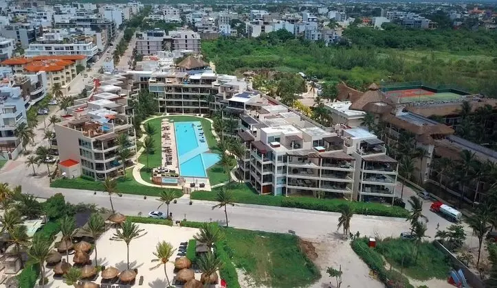 Apart Daire, Birden Çok Yatak, Havuz Manzaralı (EG818 Elements Condos 2 Bedroom)