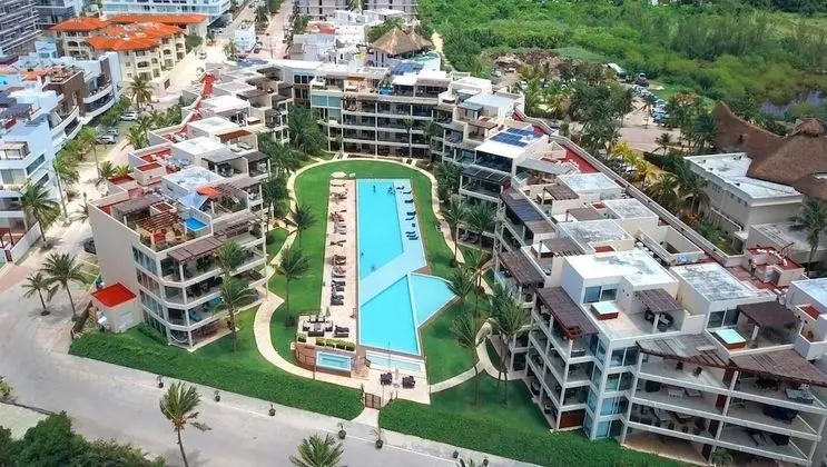 Apart Daire, Birden Çok Yatak, Havuz Manzaralı (EG818 Elements Condos 2 Bedroom)