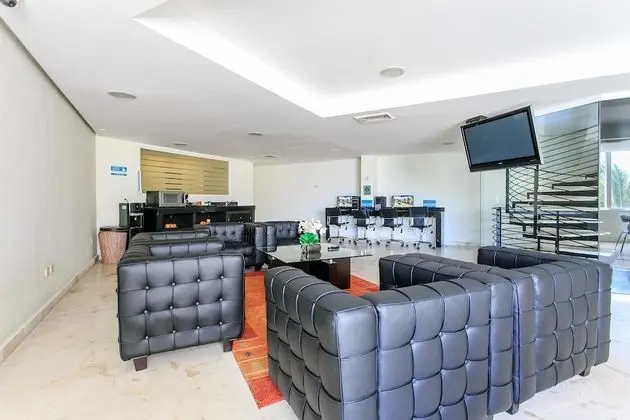 Apart Daire, Birden Çok Yatak, Havuz Manzaralı (EG818 Elements Condos 2 Bedroom)