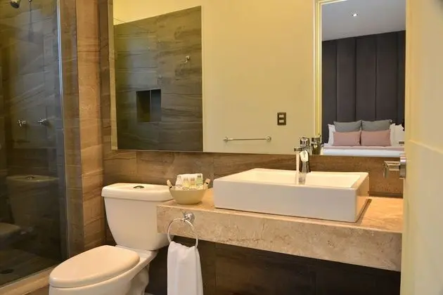 Grand Oda, Balkon