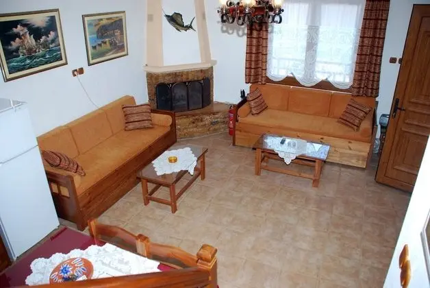 Villa (2)