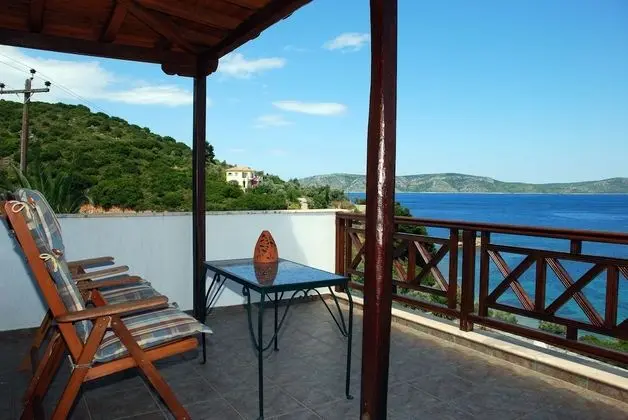 Villa (2)