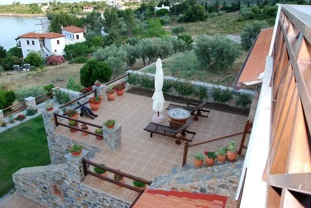 Villa (2)