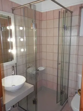 Stüdyo, Kısmi Deniz Manzaralı