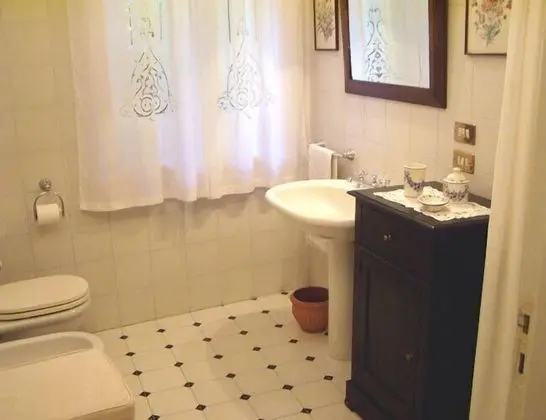 Standard Tek Büyük Yataklı Oda, Bahçe Manzaralı