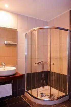 Tek Büyük veya İki Ayrı Yataklı Oda, Deniz Manzaralı