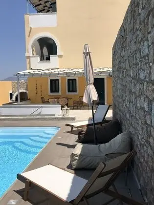 Superior Apart Daire, Kişiye Özel Havuzlu