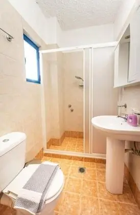 Basic Tek Büyük Yataklı Oda