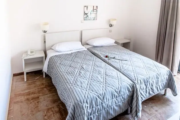 1 Çift Kişilik Veya 2 Tek Kişilik Yatak Standard