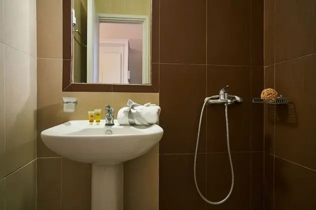 Standard Üç Kişilik Oda