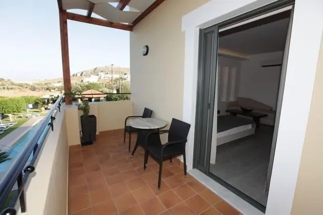 Junior Süit, Deniz Manzaralı (Acropolis View)