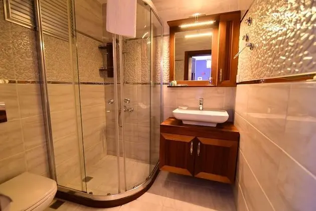 Comfort Tek Büyük Yataklı Oda
