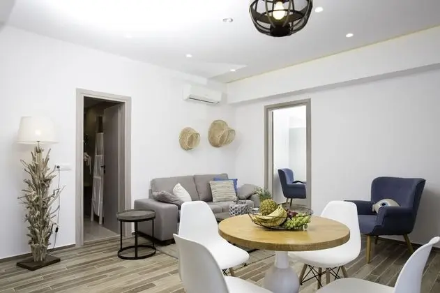 Apart Daire, Deniz Manzaralı (Evnia)
