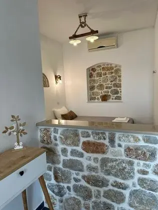 Basic Apart Daire, Deniz Manzaralı