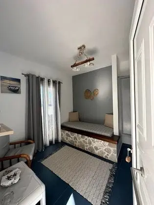Basic Apart Daire, Deniz Manzaralı