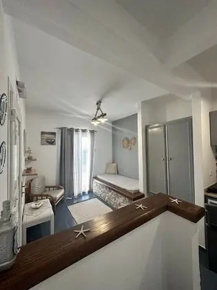 Basic Apart Daire, Deniz Manzaralı