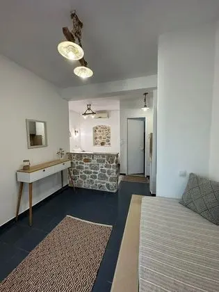 Basic Apart Daire, Deniz Manzaralı