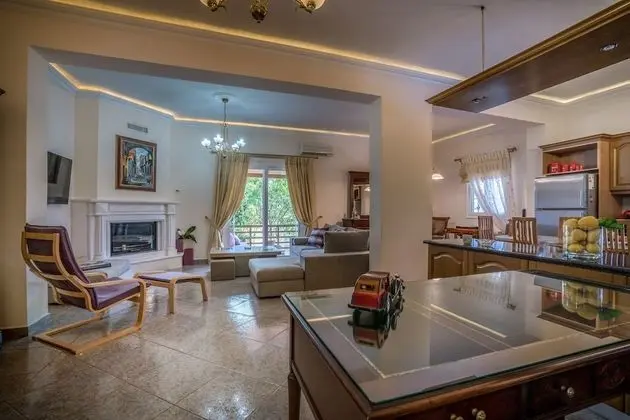 Villa, 4 Yatak Odası, Kişiye Özel Havuzlu