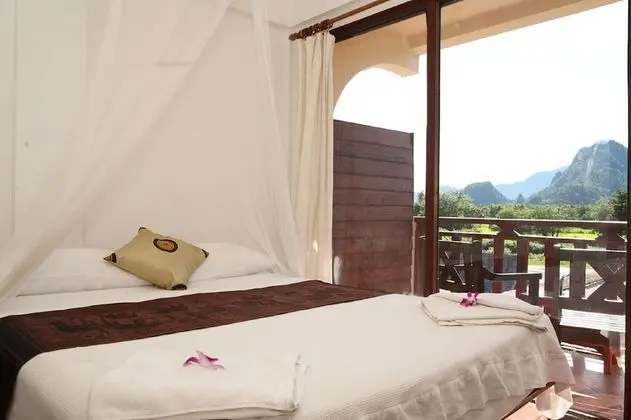 Standard Tek Büyük Yataklı Oda, Balkon, Nehir Manzaralı