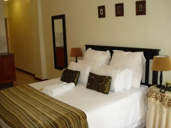 Luxury Oda, 1 Büyük (Queen) Boy Yatak, Sigara İçilmez