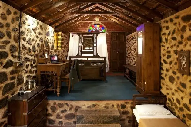 Standard Kır Evi