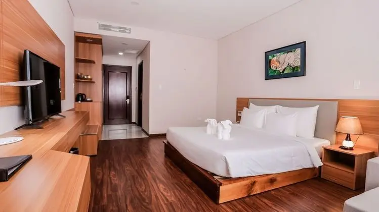 Deluxe Tek Büyük Yataklı Oda