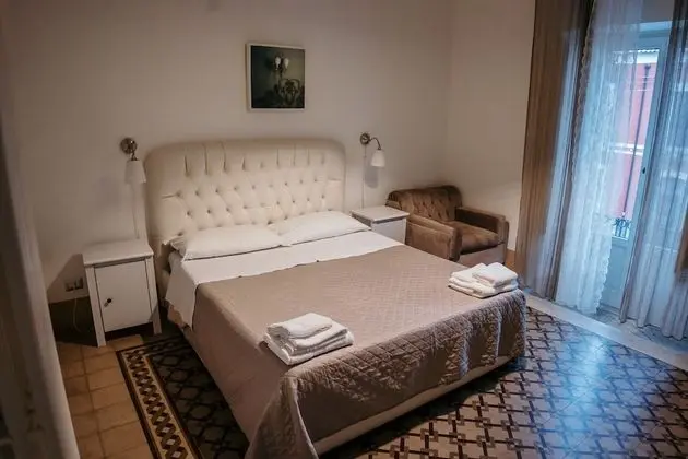 Üç Kişilik Oda, Balkon, Liman Manzaralı