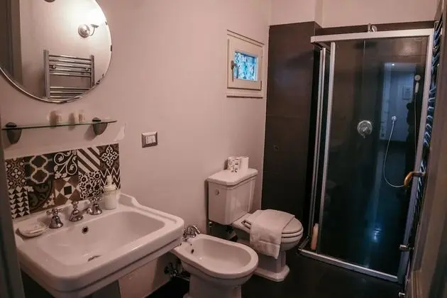 Üç Kişilik Oda, Balkon, Liman Manzaralı